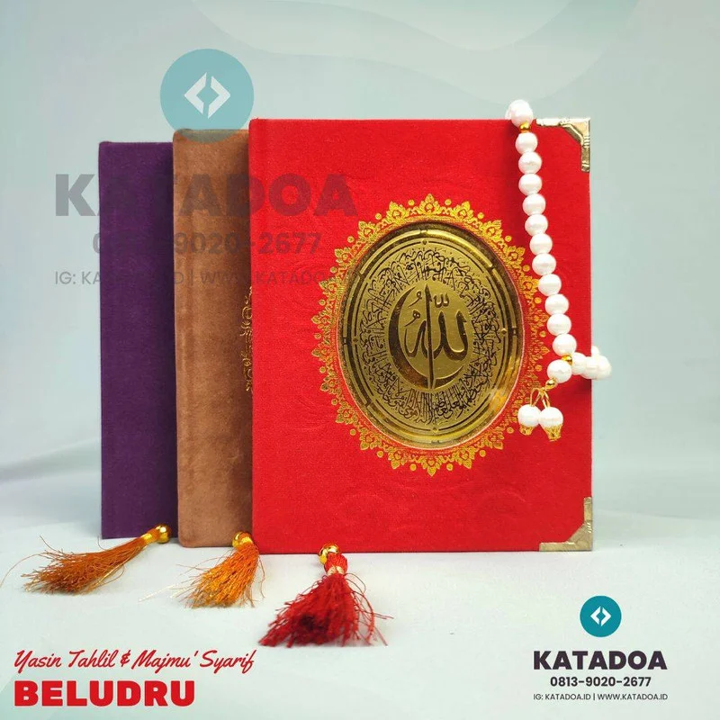 Buku Yasinan Beludru